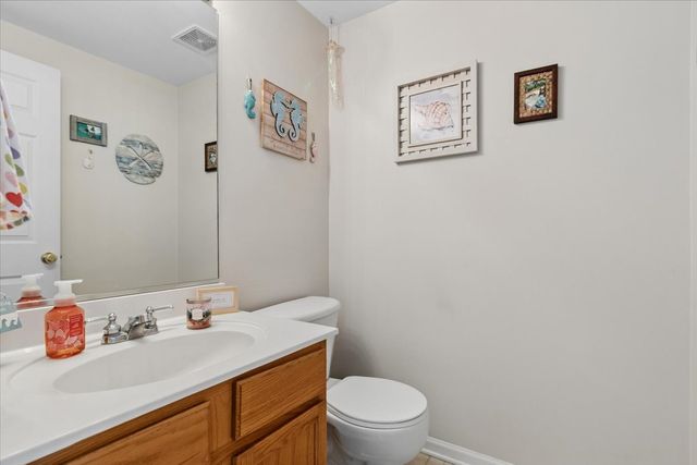 1333 NEW HAVEN Drive 1333, Cary, IL 60013