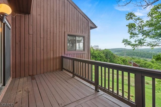 3 Telemark Dr 10, Vernon Twp., NJ 07462