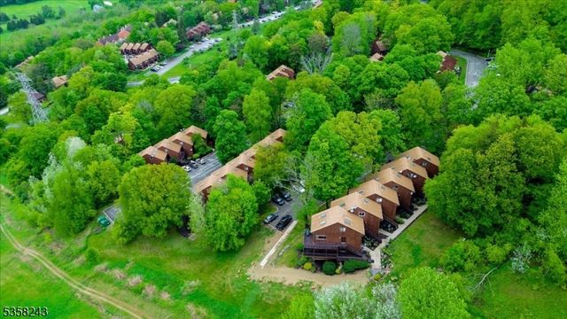 3 Telemark Dr 10, Vernon Twp., NJ 07462