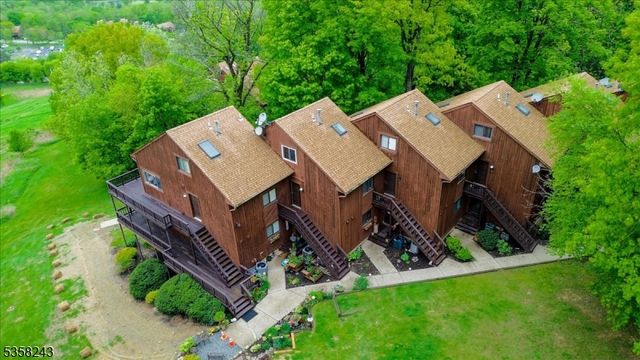 3 Telemark Dr 10, Vernon Twp., NJ 07462