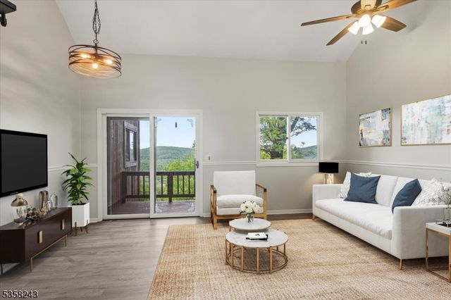 3 Telemark Dr 10, Vernon Twp., NJ 07462