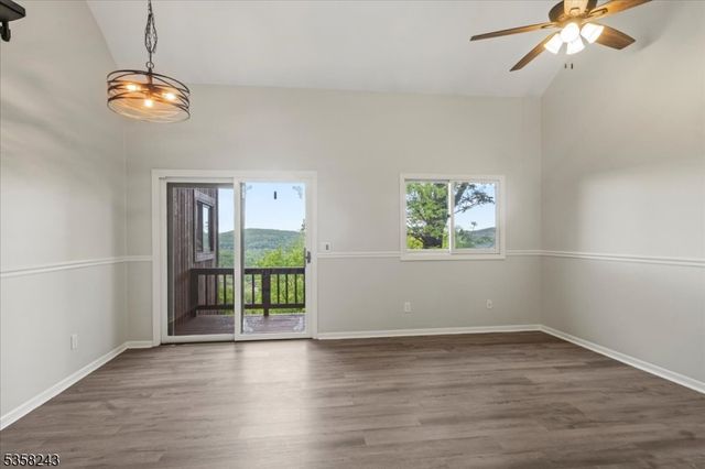 3 Telemark Dr 10, Vernon Twp., NJ 07462