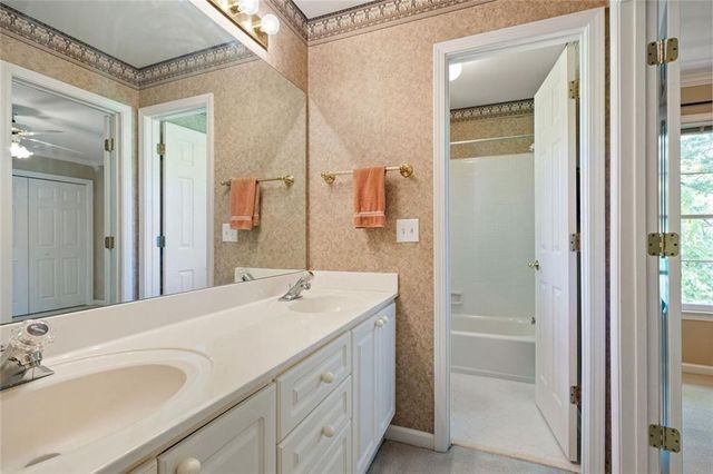 5616 Forkwood Drive NW, Acworth, GA 30101