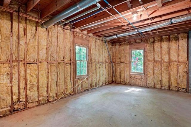 5616 Forkwood Drive NW, Acworth, GA 30101