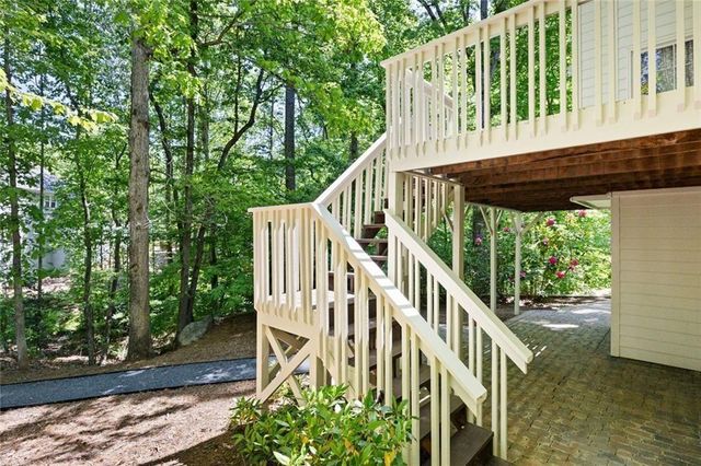 5616 Forkwood Drive NW, Acworth, GA 30101