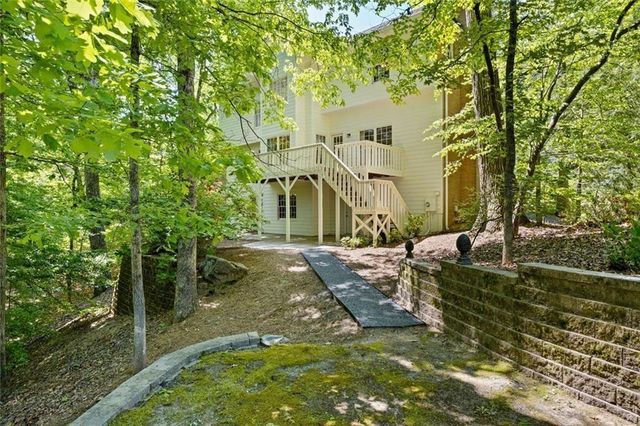 5616 Forkwood Drive NW, Acworth, GA 30101