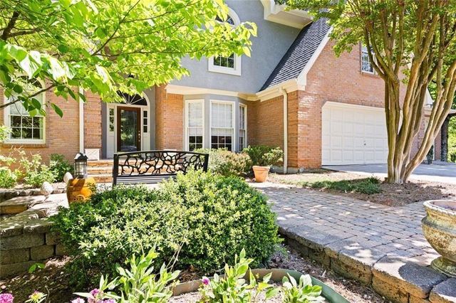 5616 Forkwood Drive NW, Acworth, GA 30101
