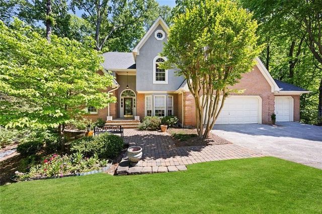 5616 Forkwood Drive NW, Acworth, GA 30101