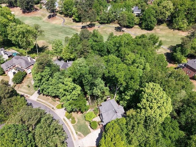 5616 Forkwood Drive NW, Acworth, GA 30101