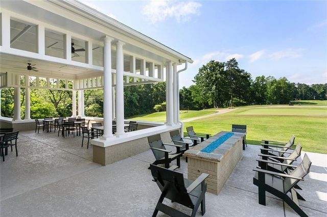 5616 Forkwood Drive NW, Acworth, GA 30101
