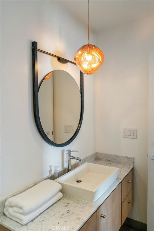 Image 31 of property listing at 21826 Castlewood Drive, Malibu, CA 90265