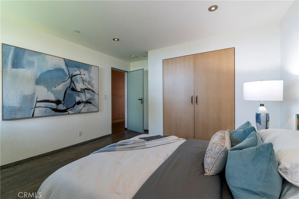 Image 44 of property listing at 21826 Castlewood Drive, Malibu, CA 90265