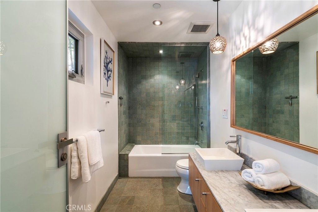 Image 46 of property listing at 21826 Castlewood Drive, Malibu, CA 90265