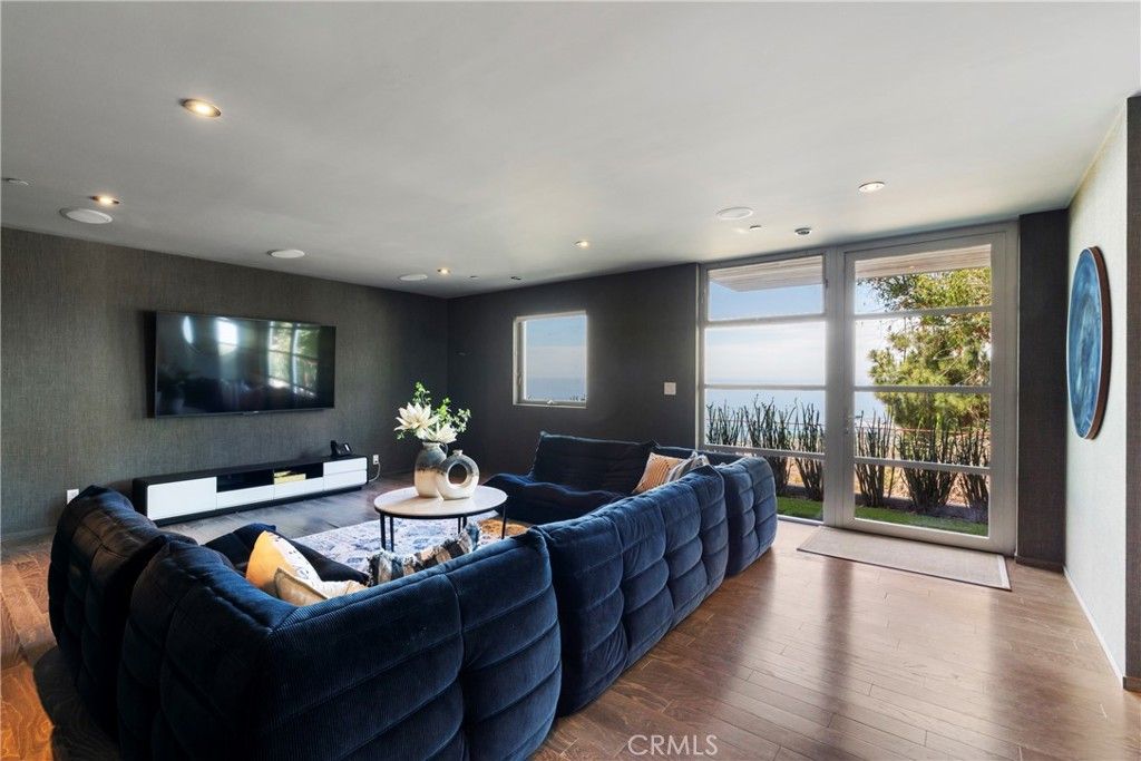 Image 48 of property listing at 21826 Castlewood Drive, Malibu, CA 90265
