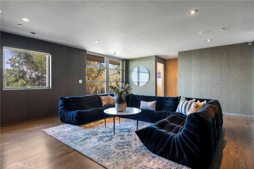 Image 49 of property listing at 21826 Castlewood Drive, Malibu, CA 90265