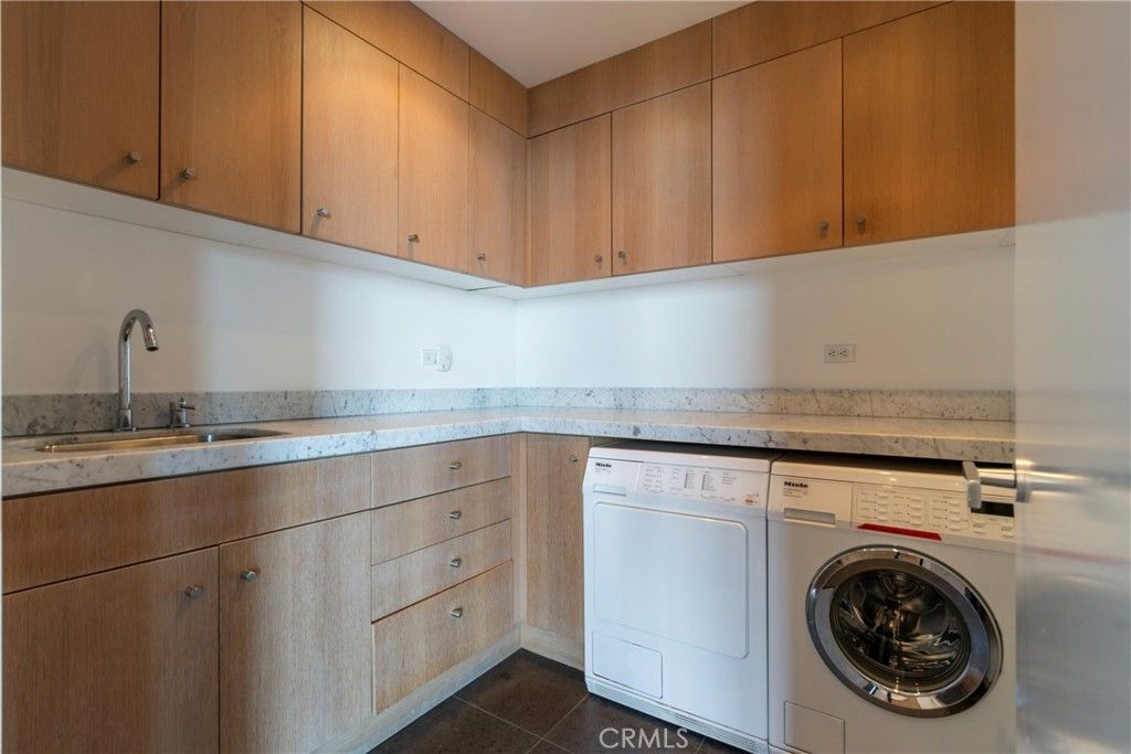 Image 51 of property listing at 21826 Castlewood Drive, Malibu, CA 90265