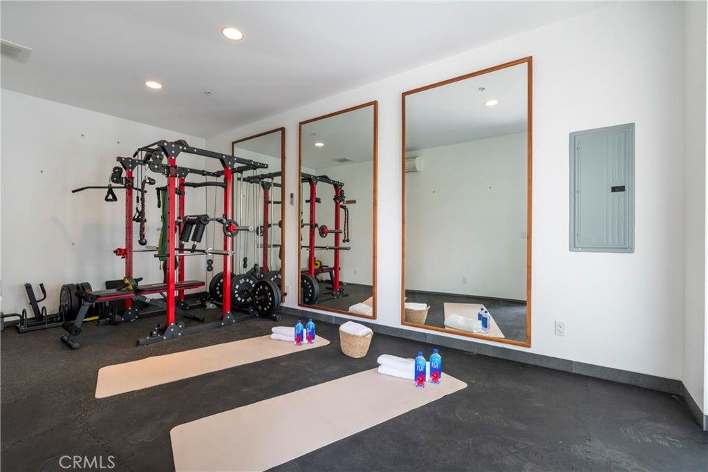 Image 63 of property listing at 21826 Castlewood Drive, Malibu, CA 90265