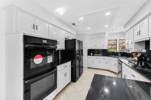 2408 Castle Street, Irving, TX 75038