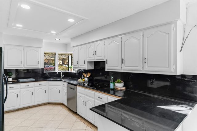 2408 Castle Street, Irving, TX 75038