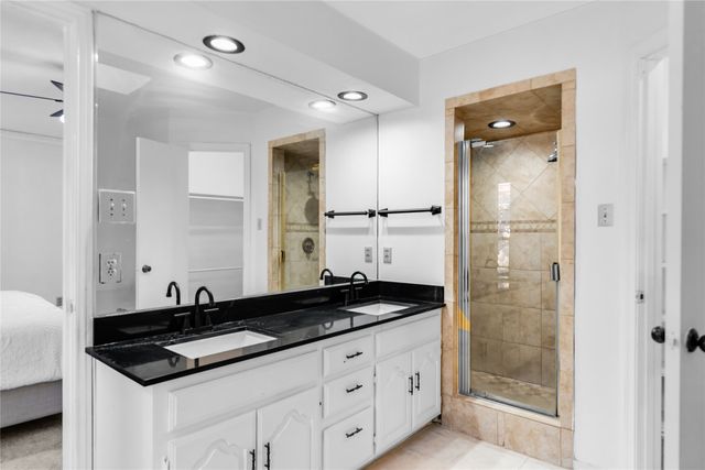 2408 Castle Street, Irving, TX 75038