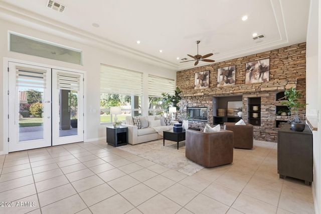 370 E CANYON CREEK Drive, Gilbert, AZ 85295