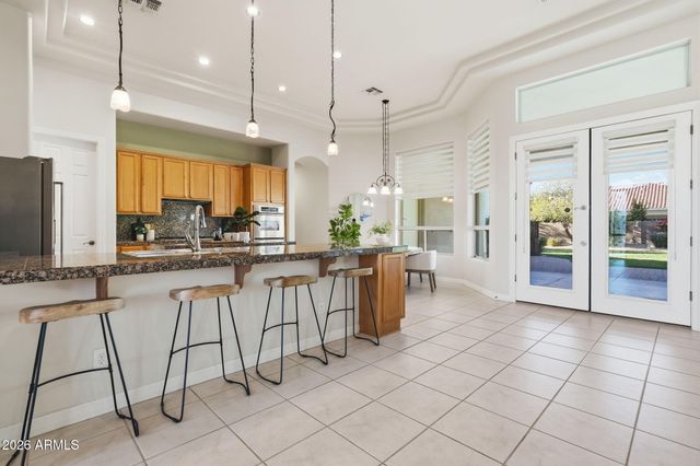 370 E CANYON CREEK Drive, Gilbert, AZ 85295