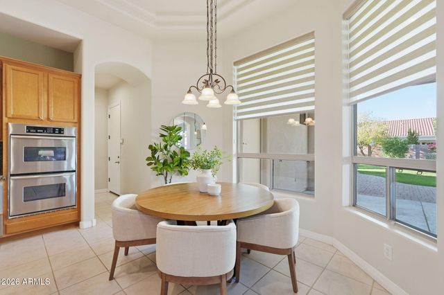 370 E CANYON CREEK Drive, Gilbert, AZ 85295