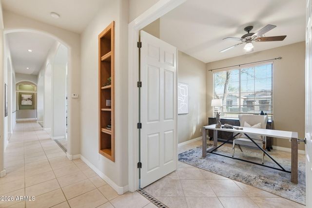 370 E CANYON CREEK Drive, Gilbert, AZ 85295