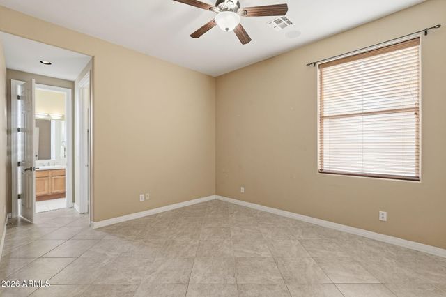 370 E CANYON CREEK Drive, Gilbert, AZ 85295