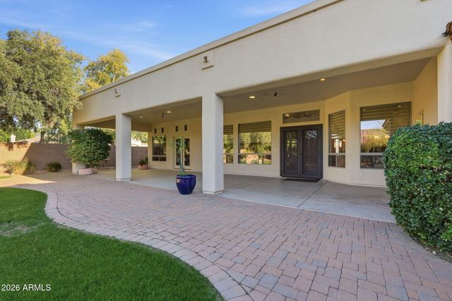 370 E CANYON CREEK Drive, Gilbert, AZ 85295