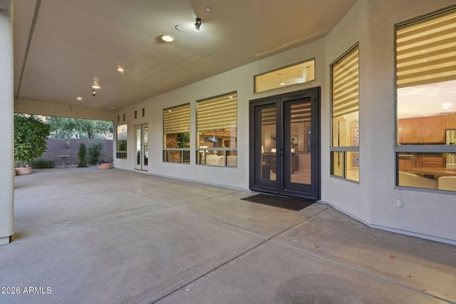 370 E CANYON CREEK Drive, Gilbert, AZ 85295