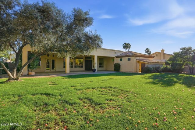 370 E CANYON CREEK Drive, Gilbert, AZ 85295