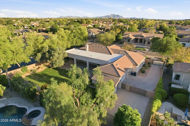 370 E CANYON CREEK Drive, Gilbert, AZ 85295