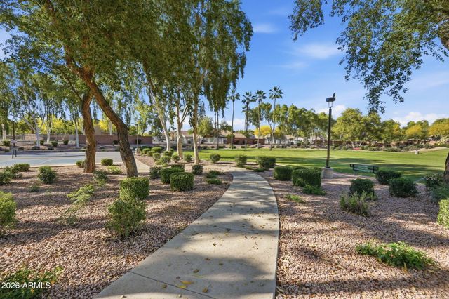 370 E CANYON CREEK Drive, Gilbert, AZ 85295