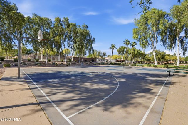 370 E CANYON CREEK Drive, Gilbert, AZ 85295