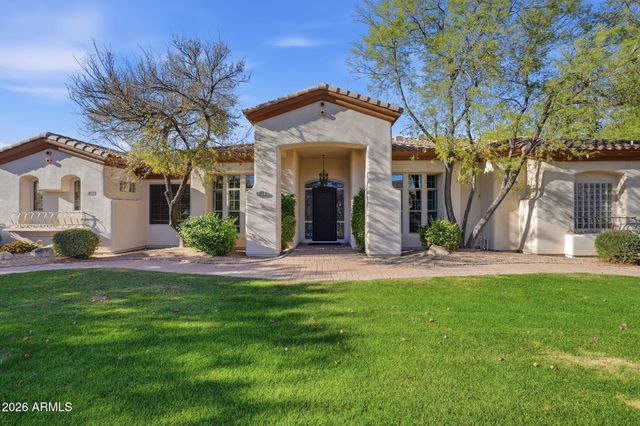 370 E CANYON CREEK Drive, Gilbert, AZ 85295