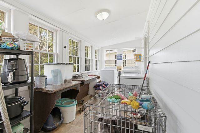 825 Gracey Ave, Clarksville, TN 37040