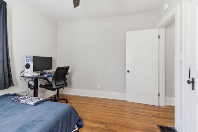 825 Gracey Ave, Clarksville, TN 37040