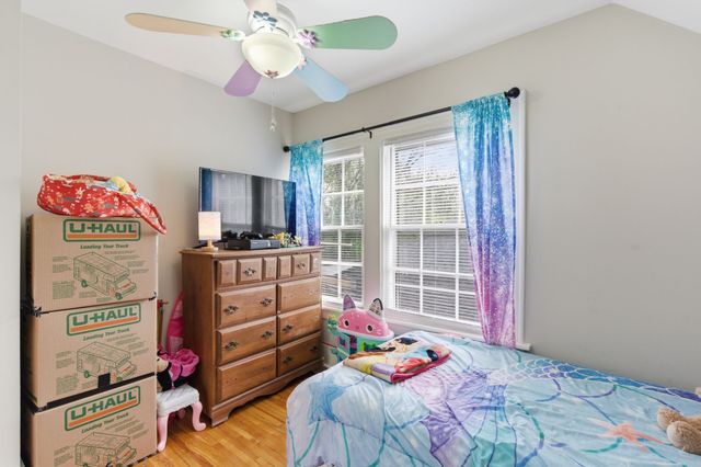 825 Gracey Ave, Clarksville, TN 37040