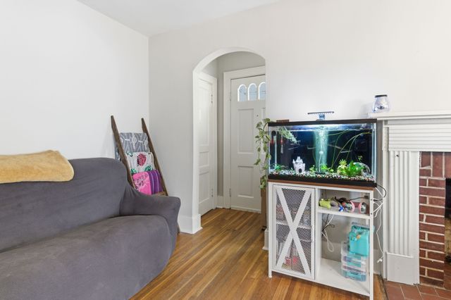 825 Gracey Ave, Clarksville, TN 37040