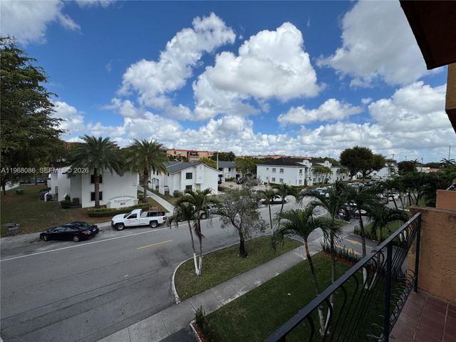 1900 W 54th St 219, Hialeah, FL 33012