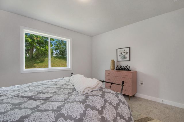 4269 Highpoint Drive 114, Leighton Twp, MI 49348