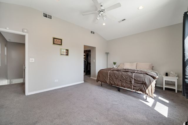 1923 W Erie Street, Chicago, IL 60622