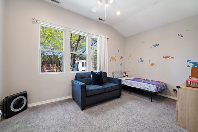 1923 W Erie Street, Chicago, IL 60622