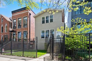 1923 W Erie Street, Chicago, IL 60622
