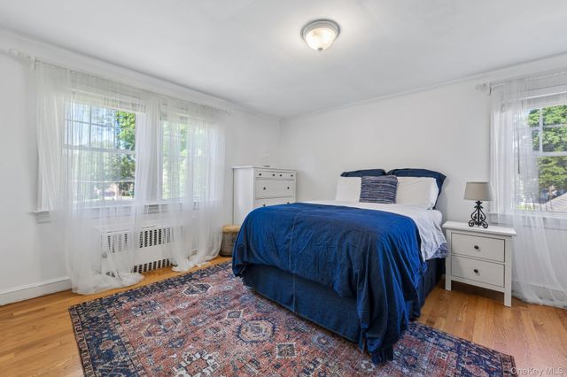 131 Floral Parkway, Floral Park, NY 11001