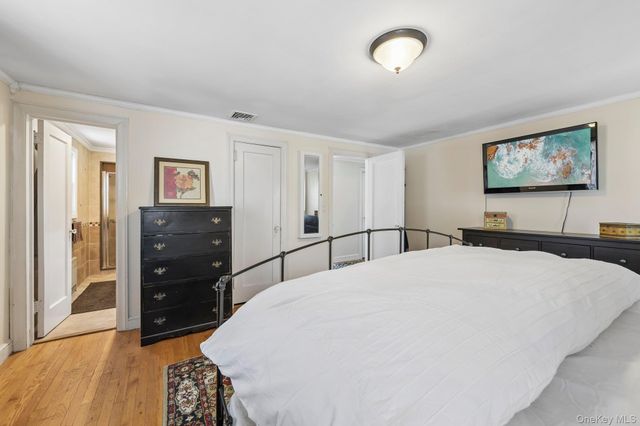 131 Floral Parkway, Floral Park, NY 11001