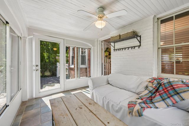 131 Floral Parkway, Floral Park, NY 11001
