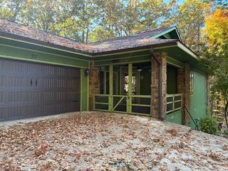 27 Murcia Way, Hot Springs Village, AR 71909