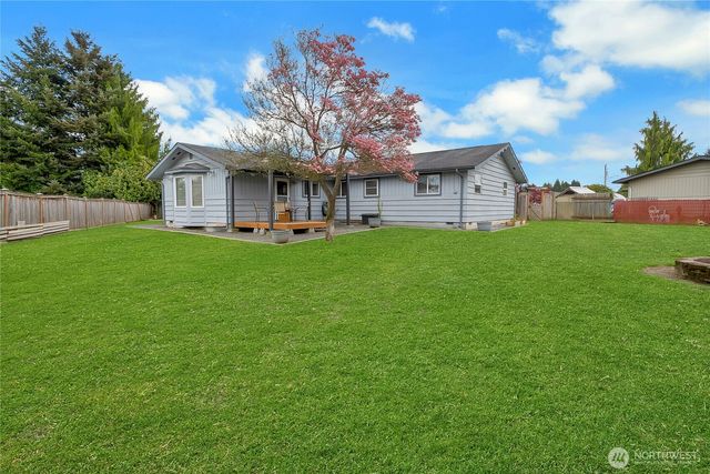 1108 20th Street NW, Puyallup, WA 98371